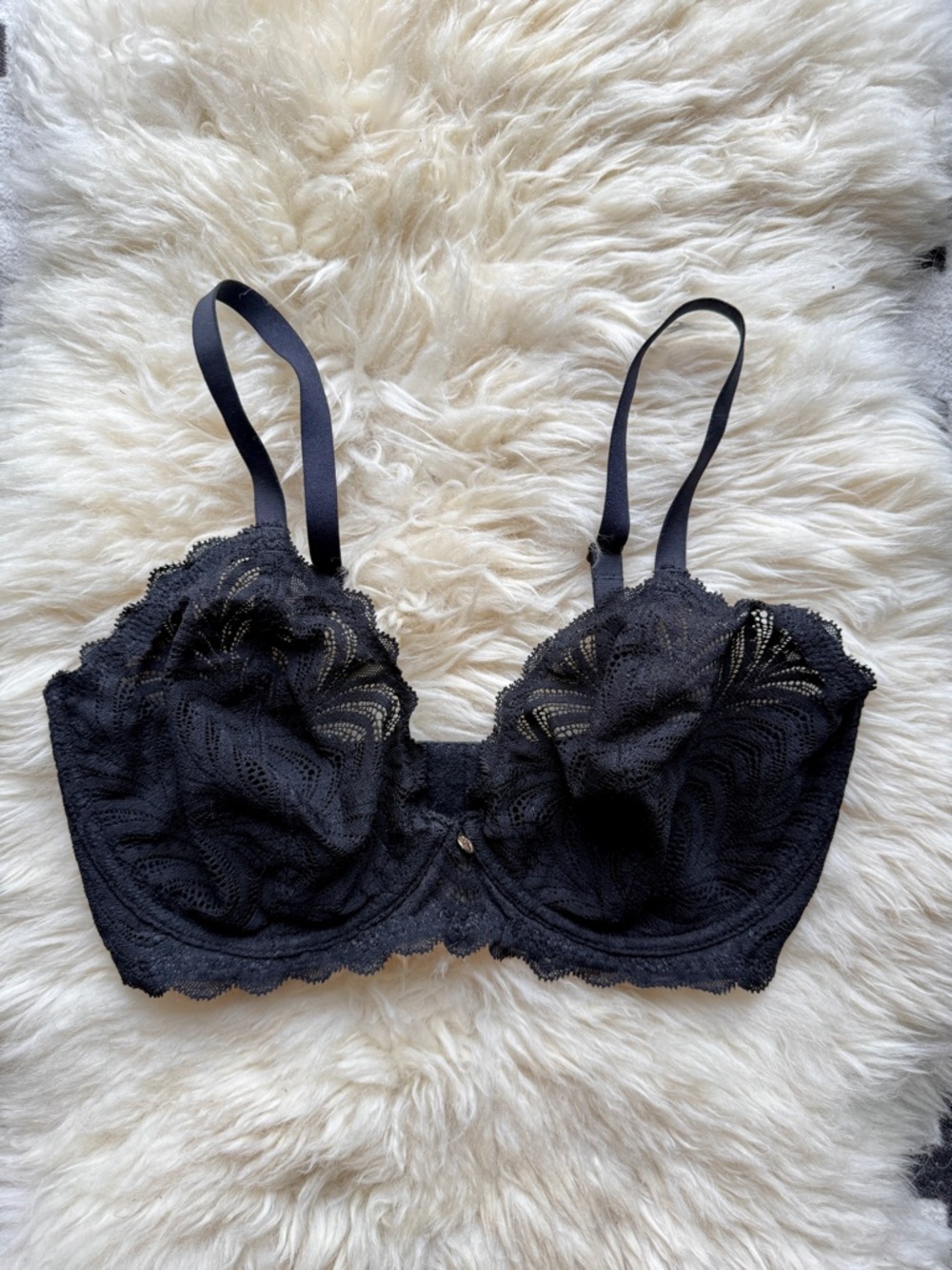 Natori Black Lace Underwire Bra - 32DDD - Like New